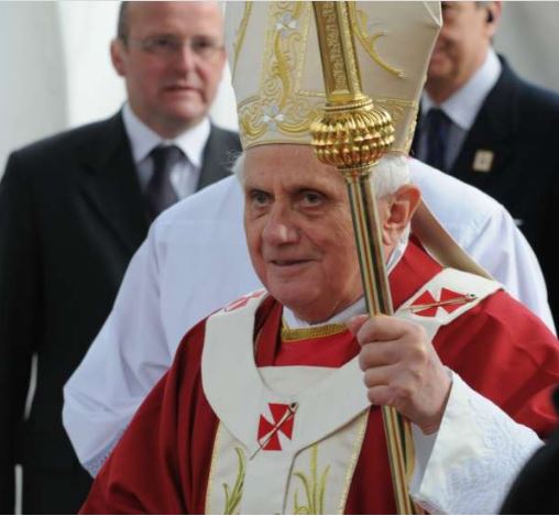 Prières pour le pape émérite Benoît XVI