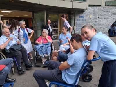 Pélé 6_les jeunes dorment